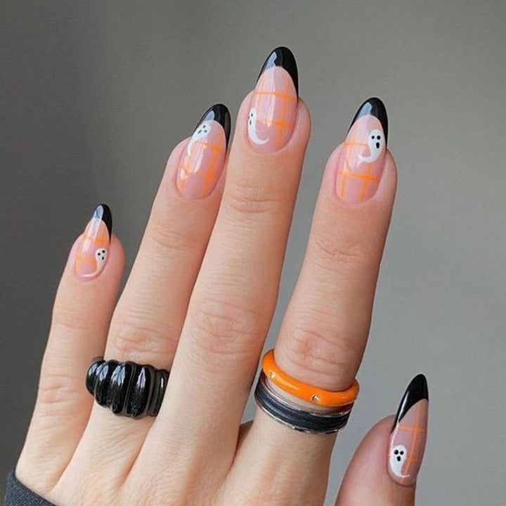 Artful Ghost-Themed Press-On Nails Bowlift