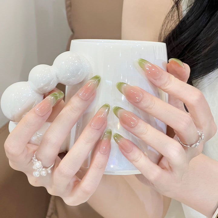 Elegantly Curved Ombre Press-On Nail Set Bowlift