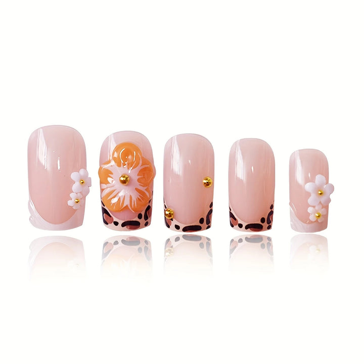 Decorative Floral Press-On Nail Art Bowlift