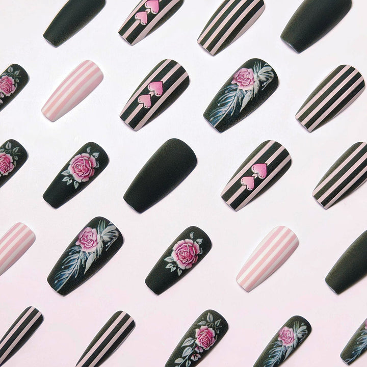 Artificial nails with romantic roses and heart designs Bowlift