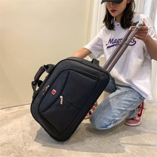 Sporty travel bag with multifunctional compartment design Bowlift