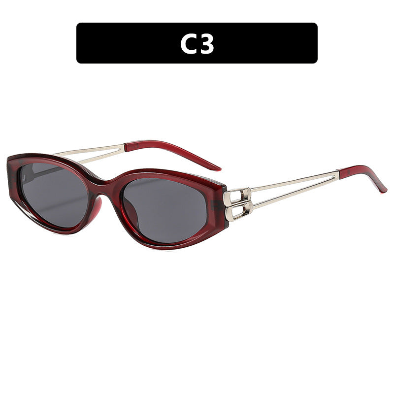 Women's Cat-Eye Sunglasses with distinctive plastic frame and stylish accents Bowlift