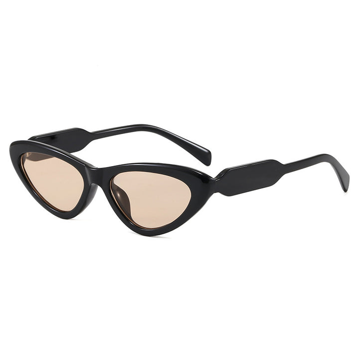 Chic Cat-Eye Sunglasses with Unique Frame Bowlift