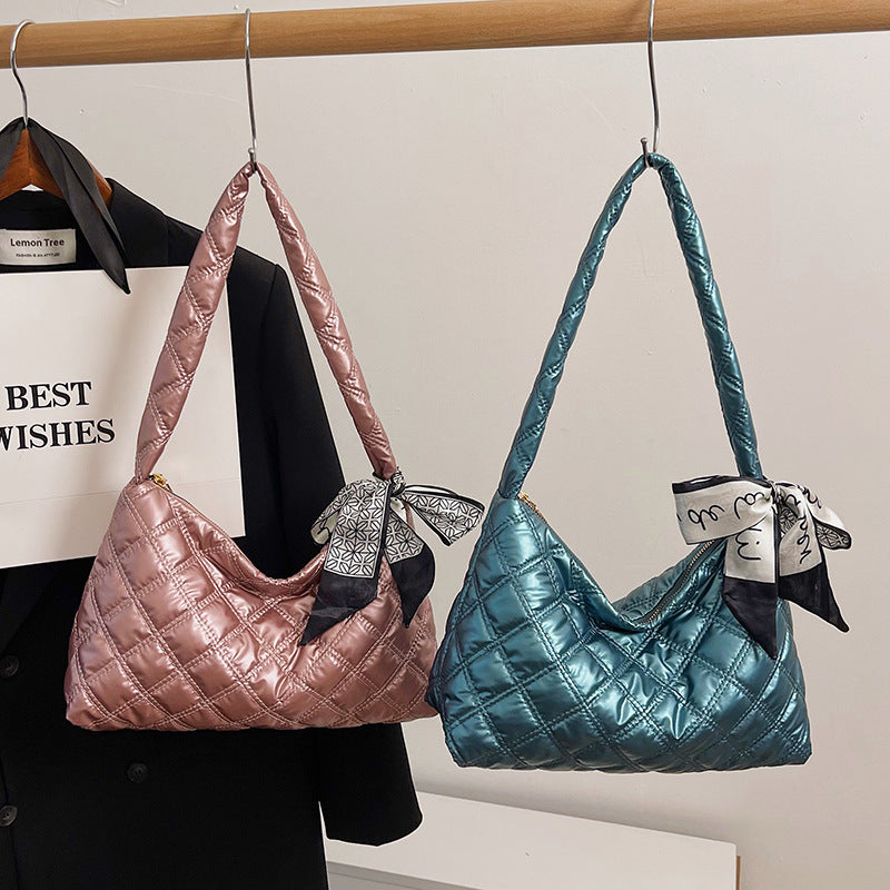 Quilted Shoulder Handbag Bowlift