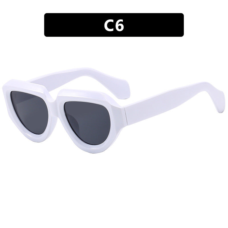 Women's fashionable sunglasses with unique, angular frame Bowlift