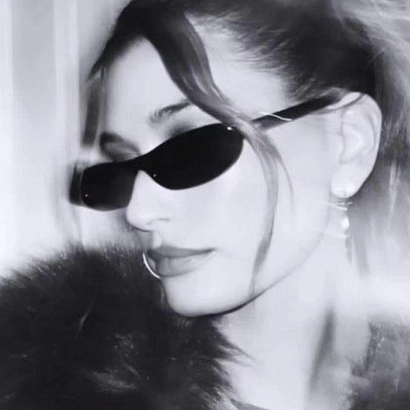 Women's fashionable Cat-Eye sunglasses with UV protection and contemporary design Bowlift