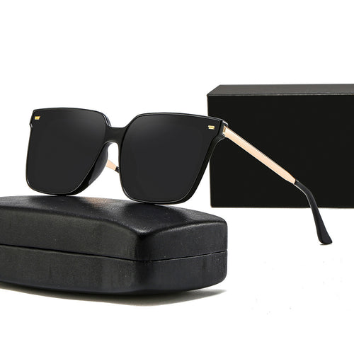 Women Oversize Sunglasses with Modern Square Frame Bowlift