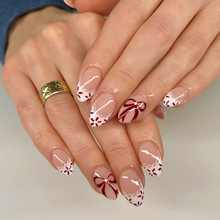 Halloween Nail Art Set with Creative Designs and Sparkling Details Bowlift