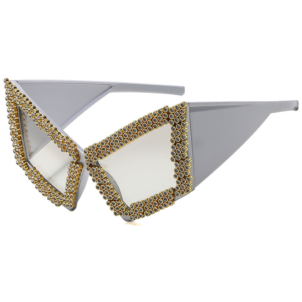 Women’s sunglasses in an extravagant design with luxurious rhinestone embellishment Bowlift