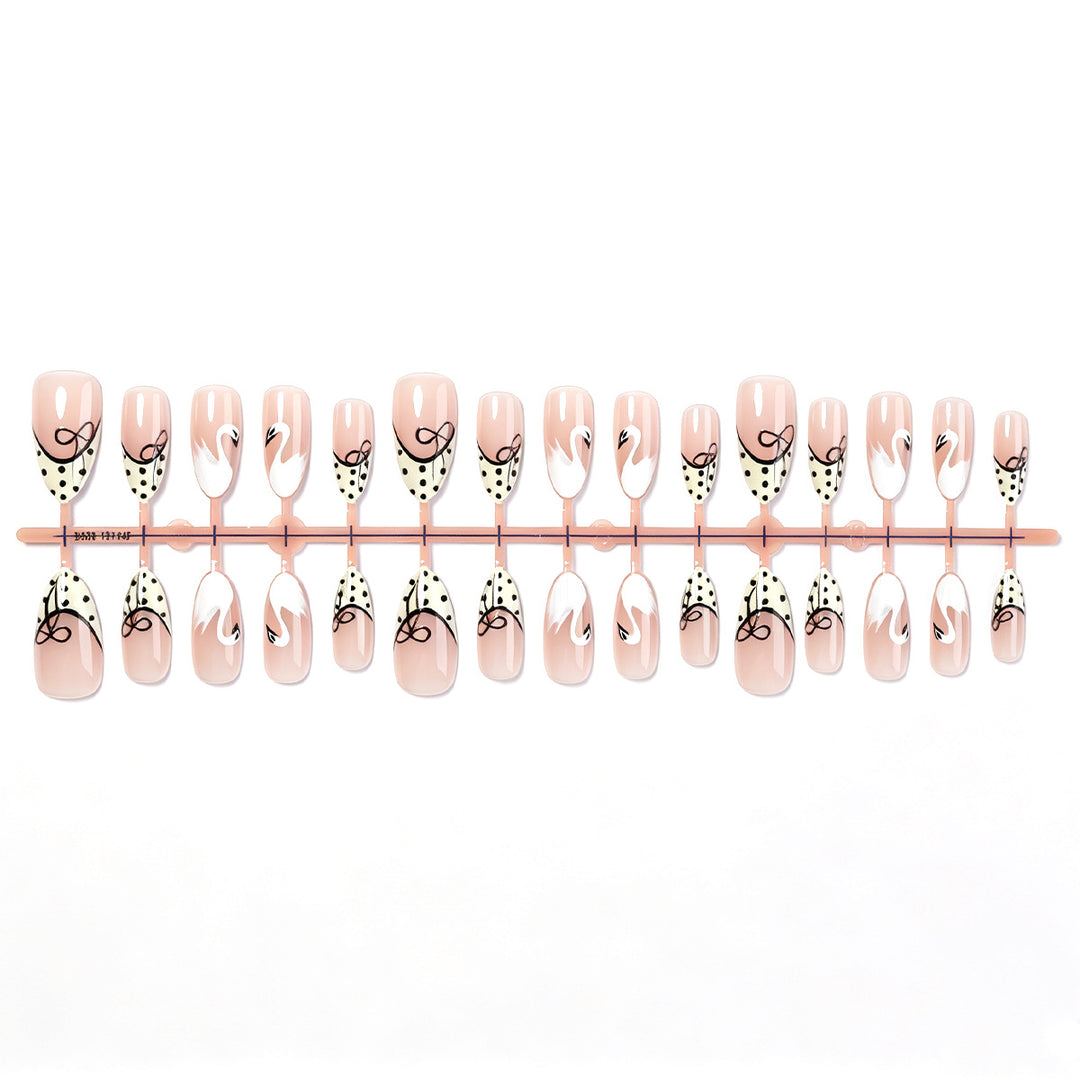 Artistic Swan Design Press-On Nail Set Bowlift