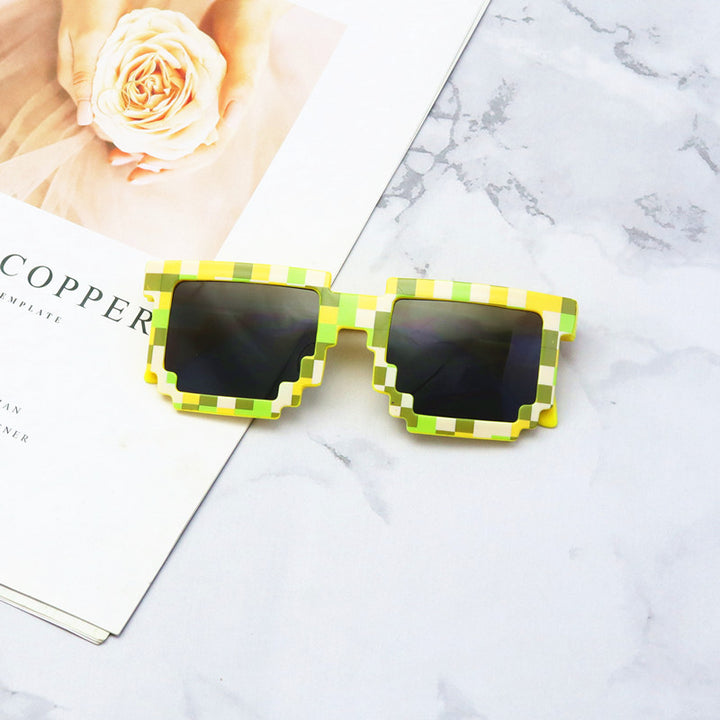 Fashion Forward Geometric Sunglasses Bowlift