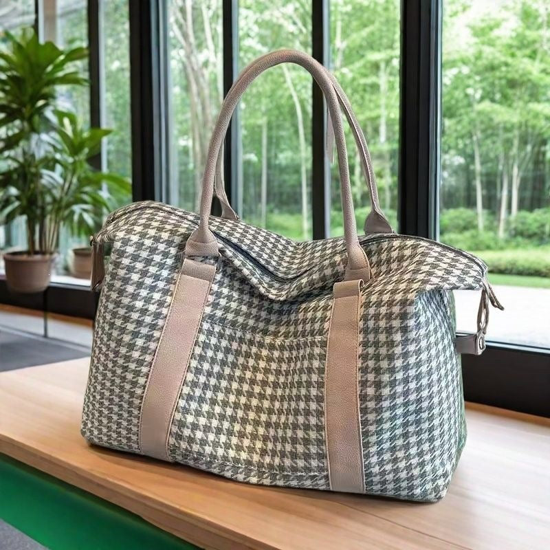Spacious Tote Bag With Stylish Houndstooth Pattern Bowlift