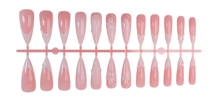 Artificial nail set with elegant 3D flower decorations Bowlift