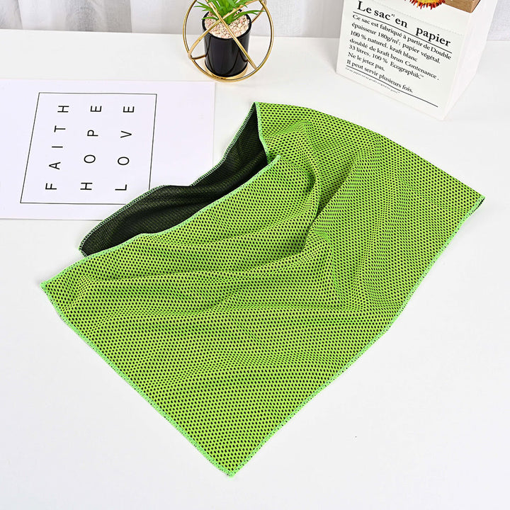 Women Multifunctional Sports Towel with Mesh Structure Bowlift