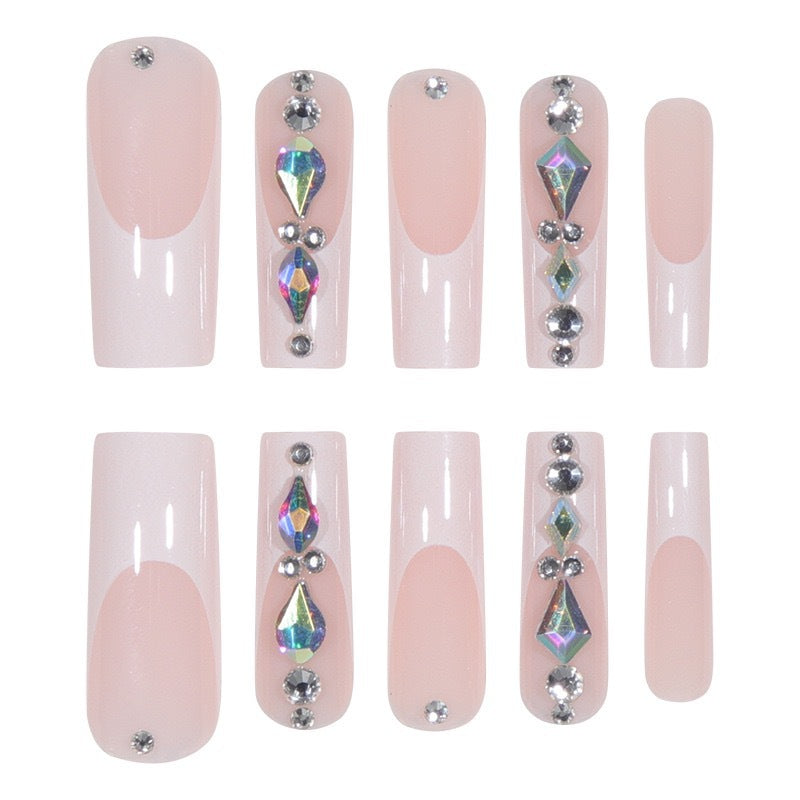 Artificial nail set with glamorous rhinestones and 3D decorations Bowlift