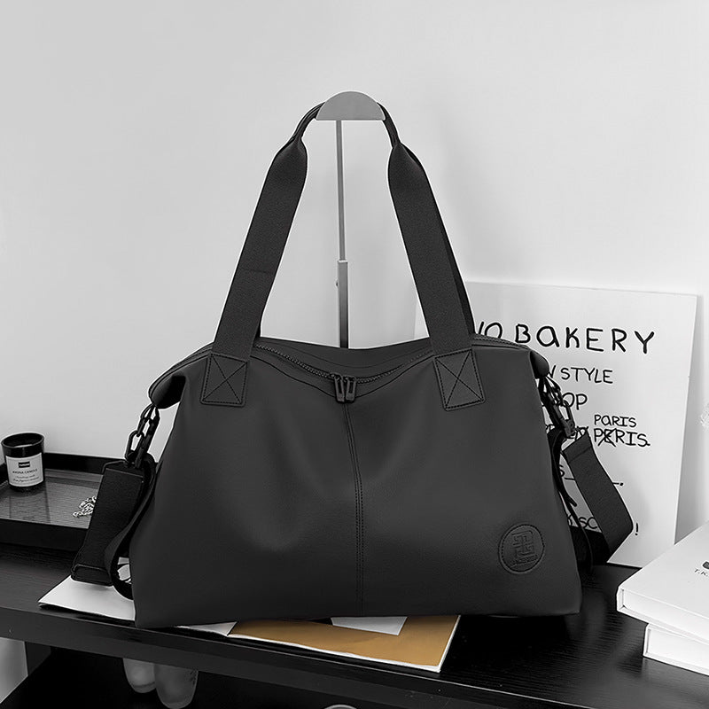 Stylishly Functional Travel Duffle