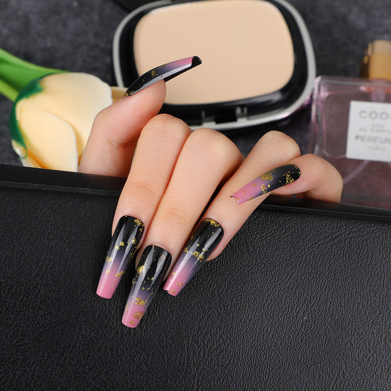 Elegant artificial nails with gold accents Bowlift