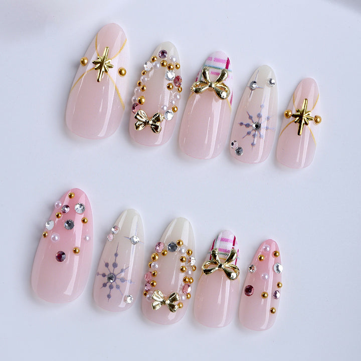 Artificial nails with luxurious 3D applications and elegant decorations Bowlift