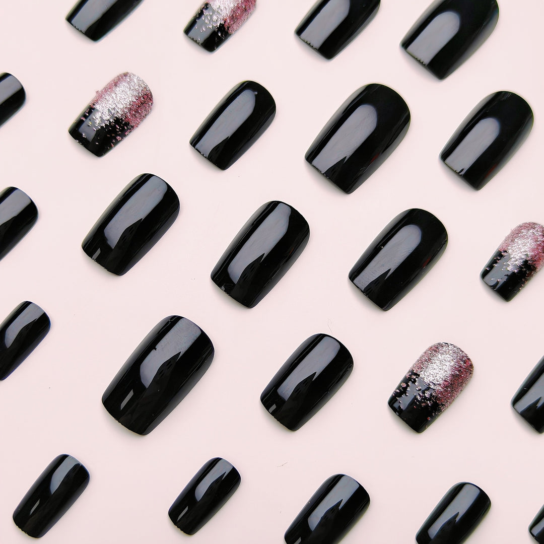 Press-on nails with shimmering ombre effect Bowlift