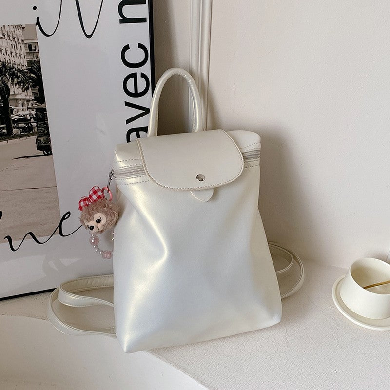 Backpack with practical multi-purpose design Bowlift