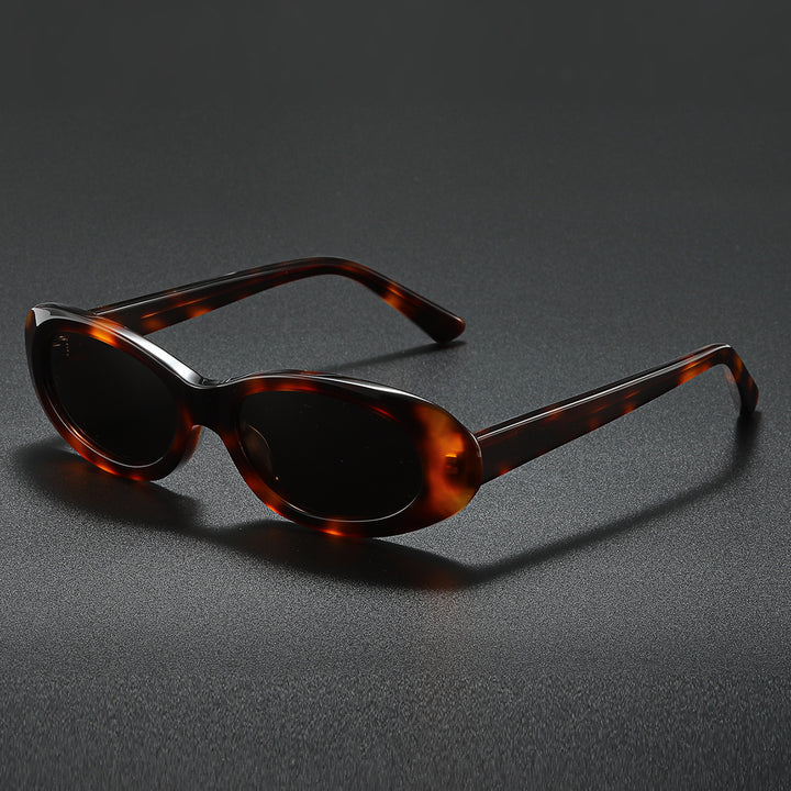Women's fashionable sunglasses in elegant watercolor style Bowlift