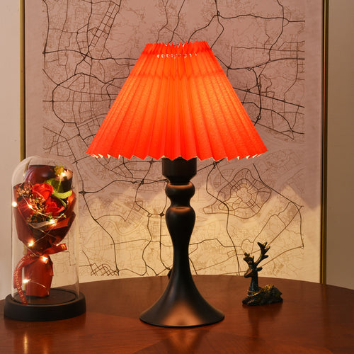 Stylish Pleated Table Lamp