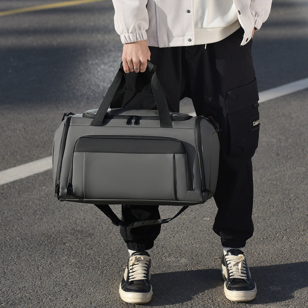 Sporty Duffel Bag With Innovative Space Concept Bowlift
