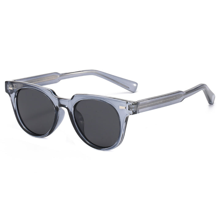 Ladies fashionable sunglasses in elegant retro design Bowlift