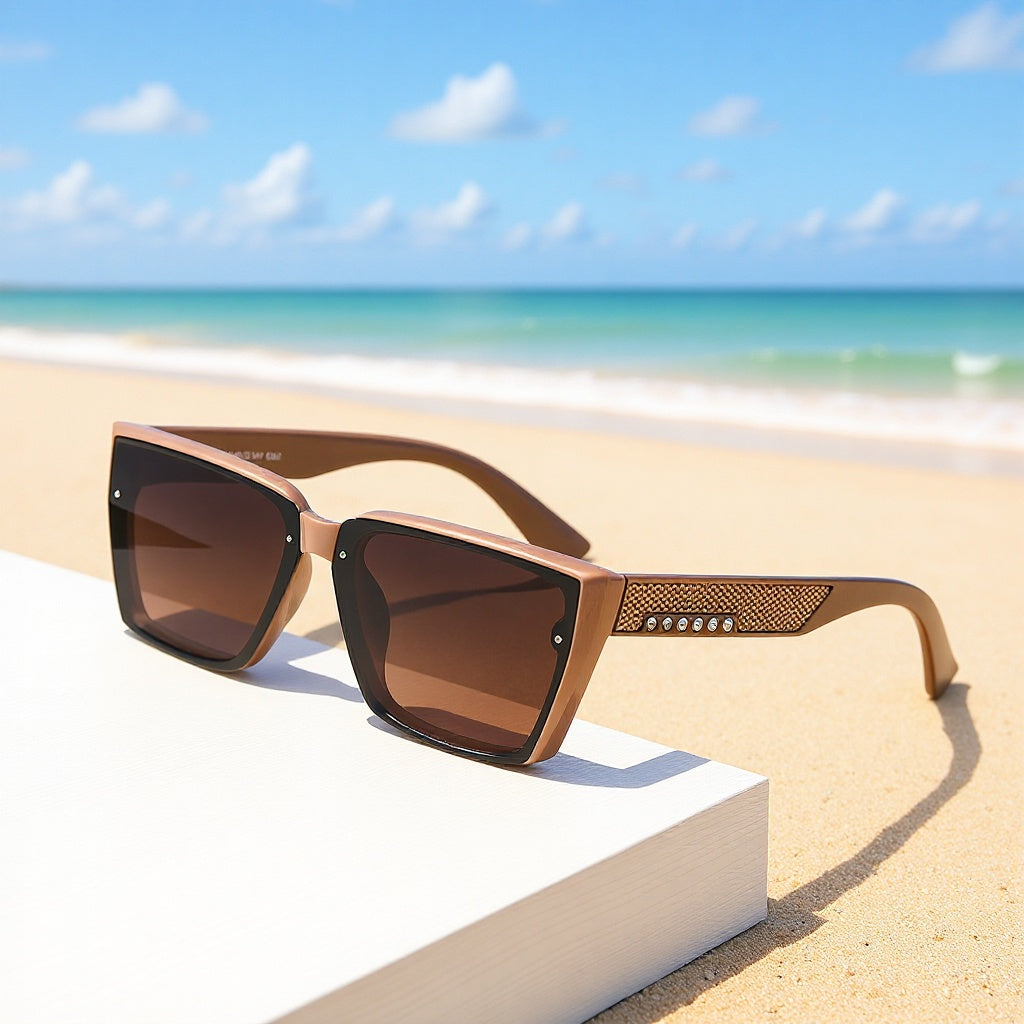 Women's stylish sunglasses with sparkling accents Bowlift