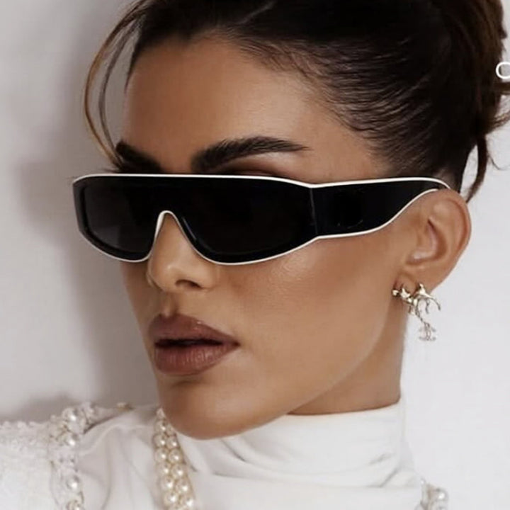Women's fashionable sports sunglasses with an innovative design and wide frame Bowlift