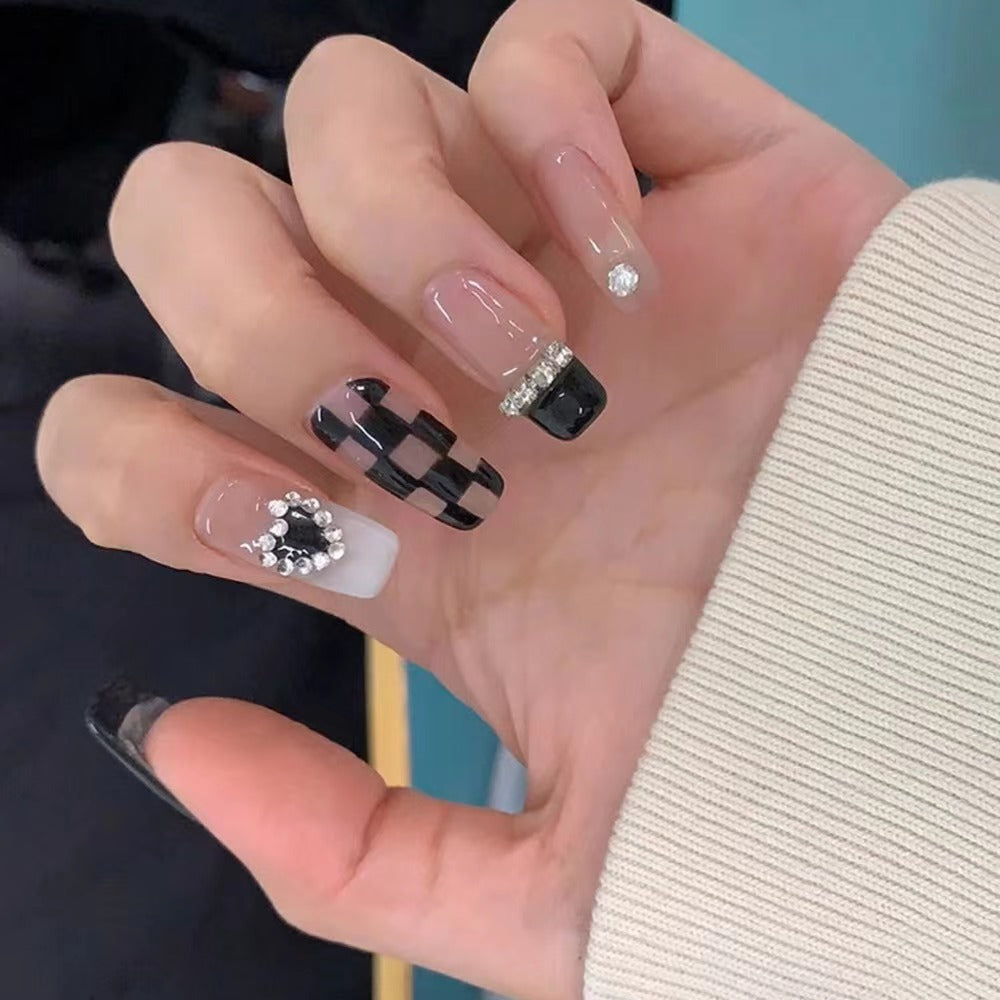 Designer Nail Art Bowlift