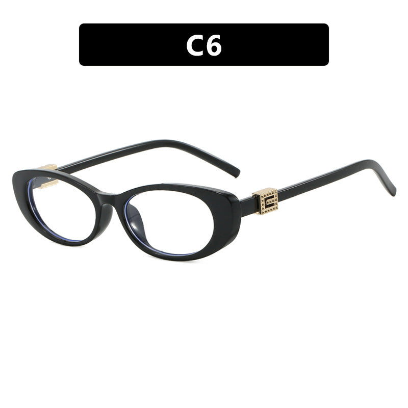 Women elegant Cat-Eye sunglasses with fine accents Bowlift