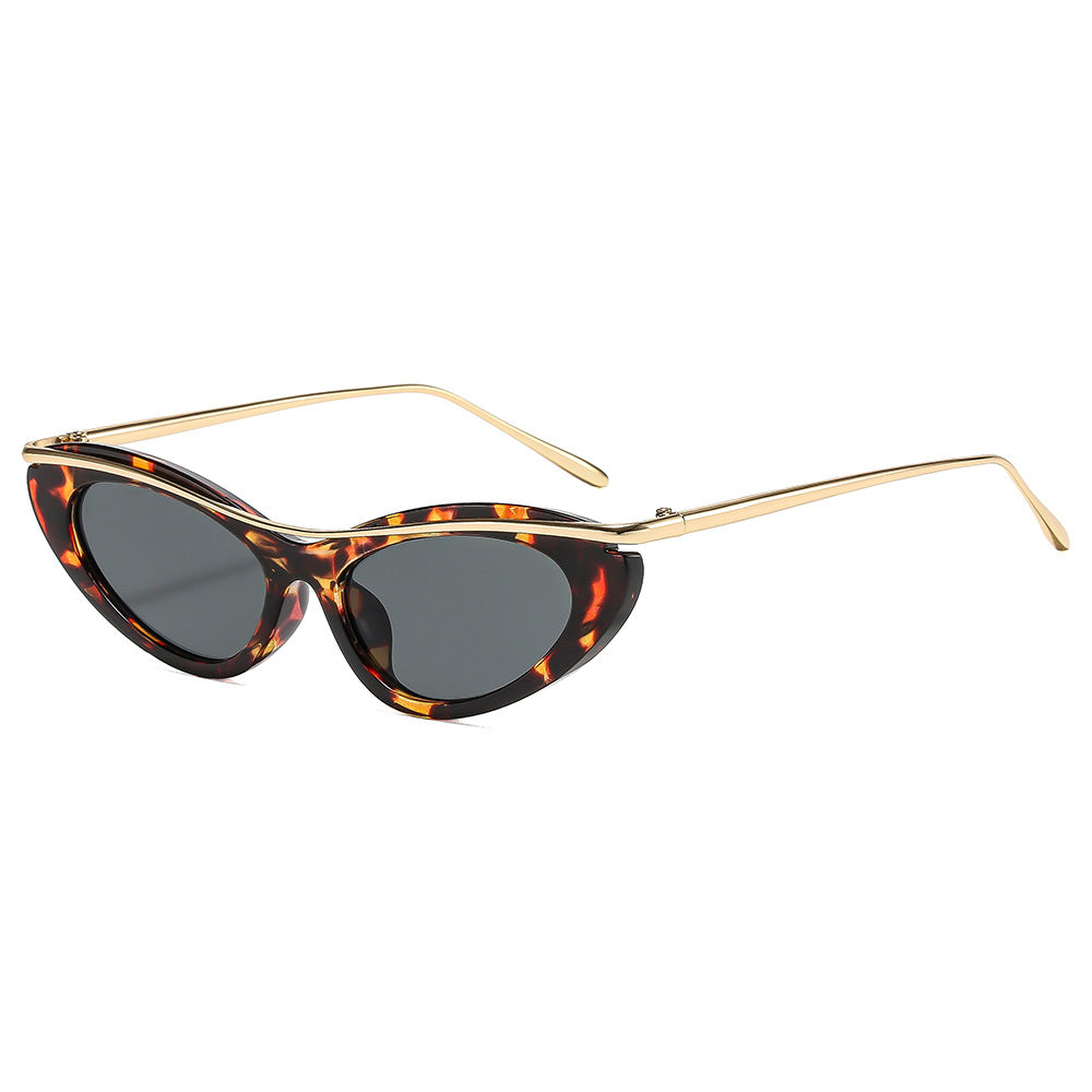 Women's Cat-Eye Sunglasses with Elegant Metal Frame Bowlift