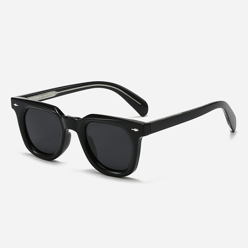 Ladies Fashion Sunglasses in Elegant Retro Style Bowlift