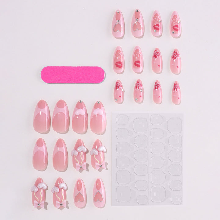 Artificial nail set with playful heart and lip motifs Bowlift