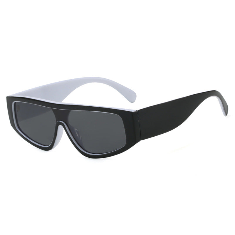 Women's fashionable sports sunglasses with an innovative design and wide frame Bowlift