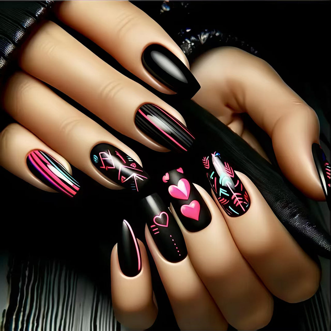 Creative artificial nails with modern graphic designs Bowlift