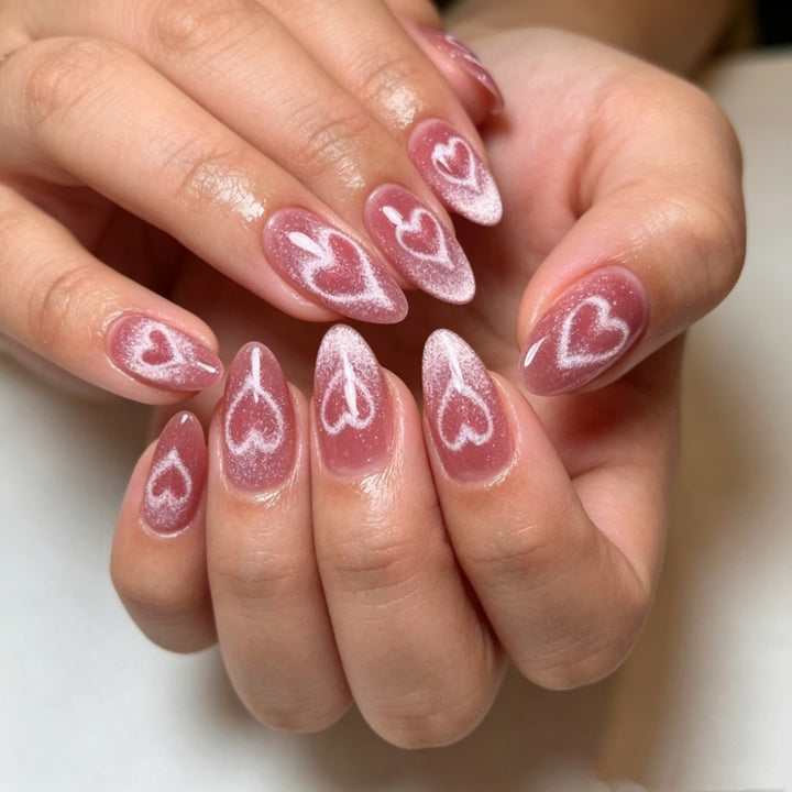 Heart-Designed Press-On Nails Bowlift