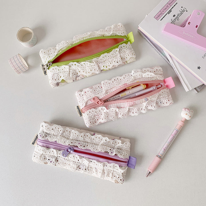 Elegant Lace Design Pencil Case Bowlift