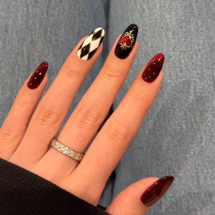 Decorative Press-On Nail Art with Unique Character Designs Bowlift