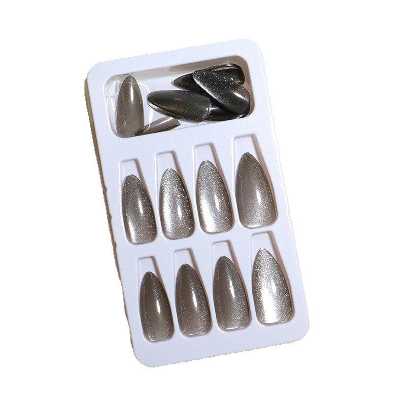Glamorous Shimmering Press-On Nail Tips Bowlift