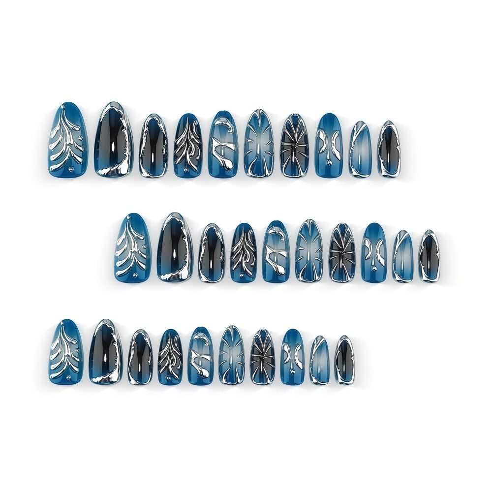 Artificial nails in the elegant leaf design Bowlift