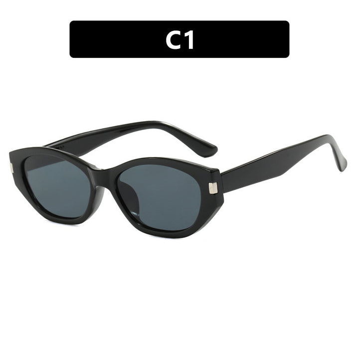 Women's fashionable cat-eye sunglasses with elegant, transparent frame Bowlift