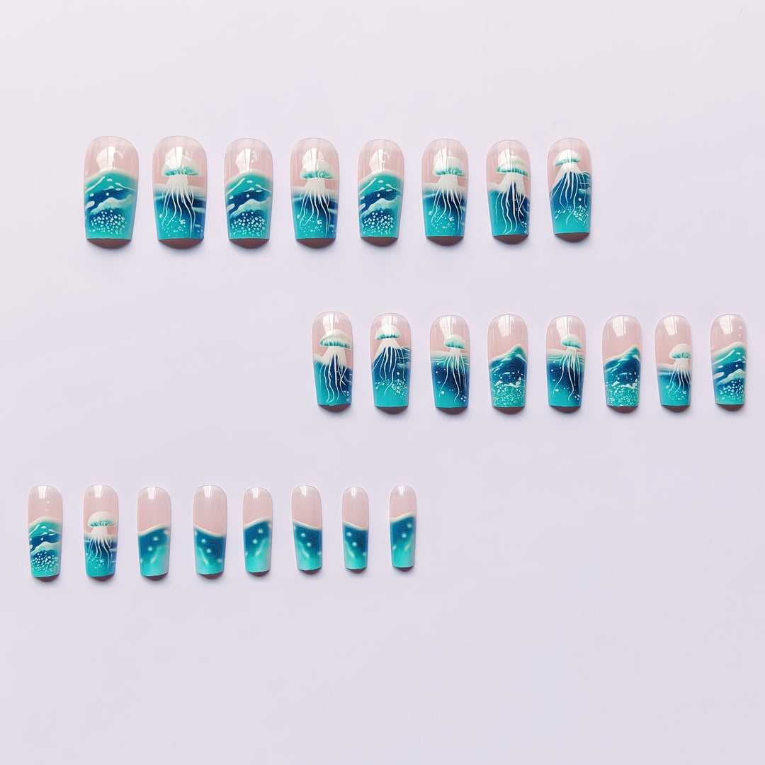 Artificial nails with transparent jellyfish design Bowlift