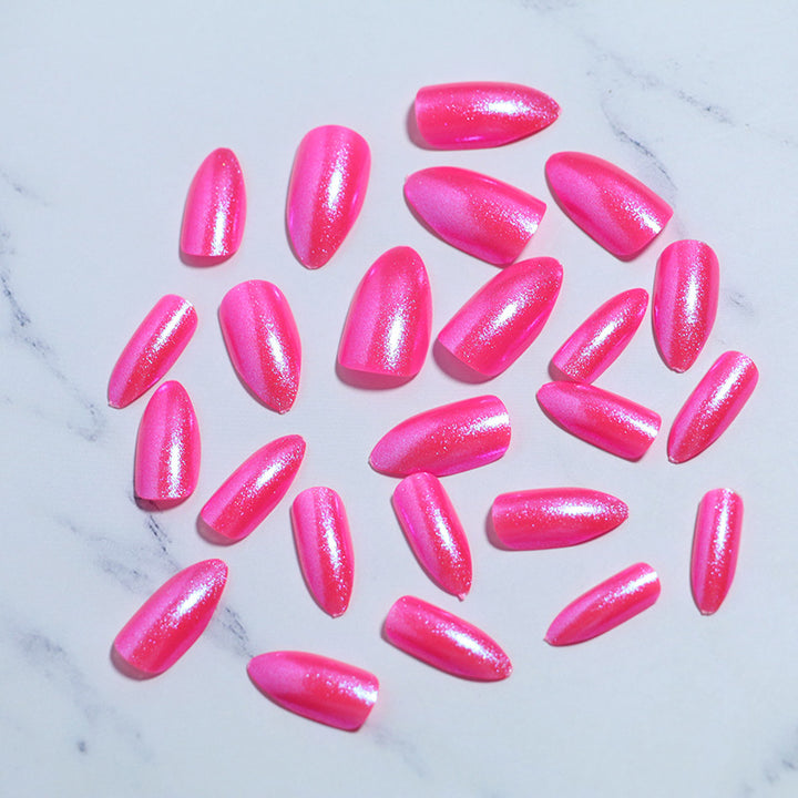 Glossy Press-On Nail Set with Iridescent Shine Bowlift