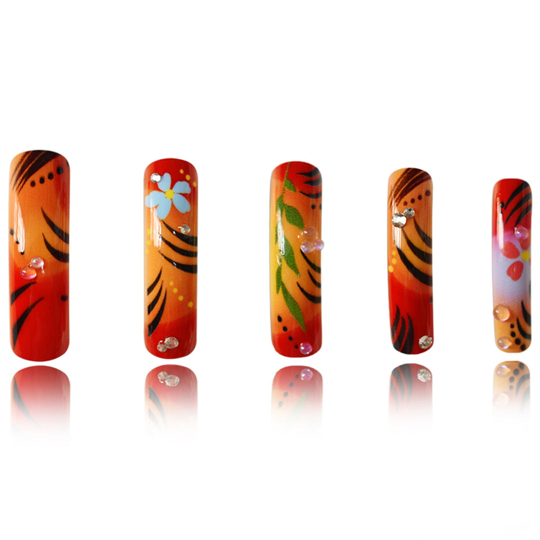 Deluxe Stiletto Nail Enhancements Bowlift