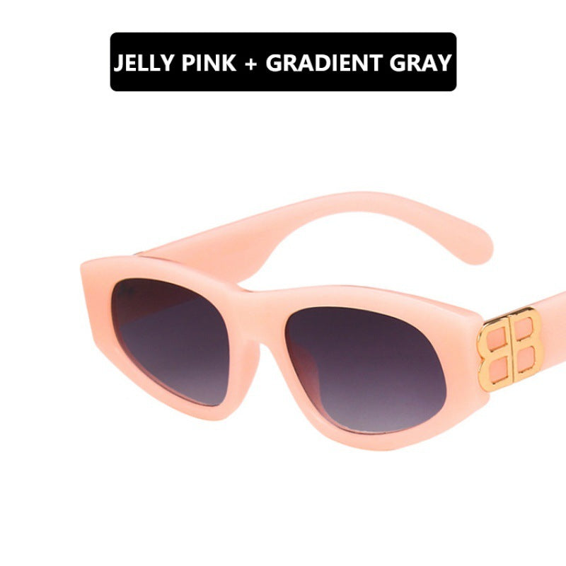 Women's fashionable cat-eye sunglasses with luxurious accents Bowlift