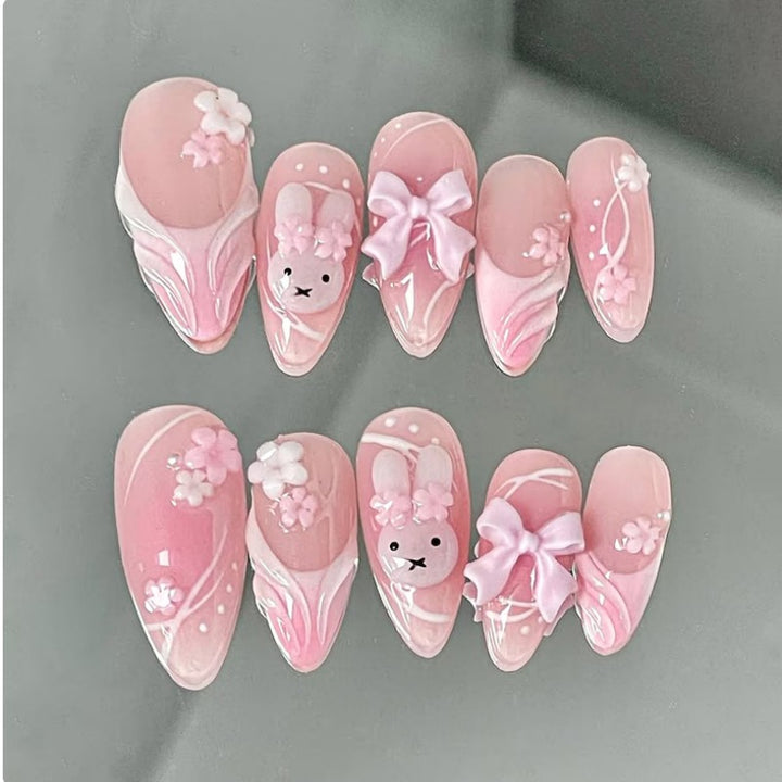 Artistic Floral and Star-Embellished Press-On Nail Set Bowlift