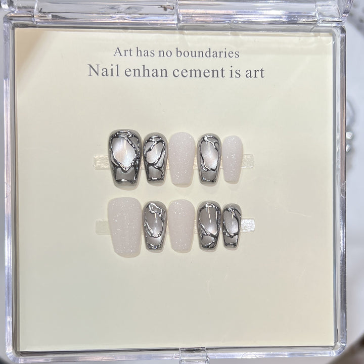 Elegant Acrylic Press-On Nail Art Set with Metallic Design Elements Bowlift