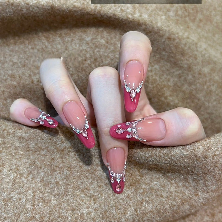 Luxurious Press-On Nail Art Set with Rhinestone Detailing Bowlift